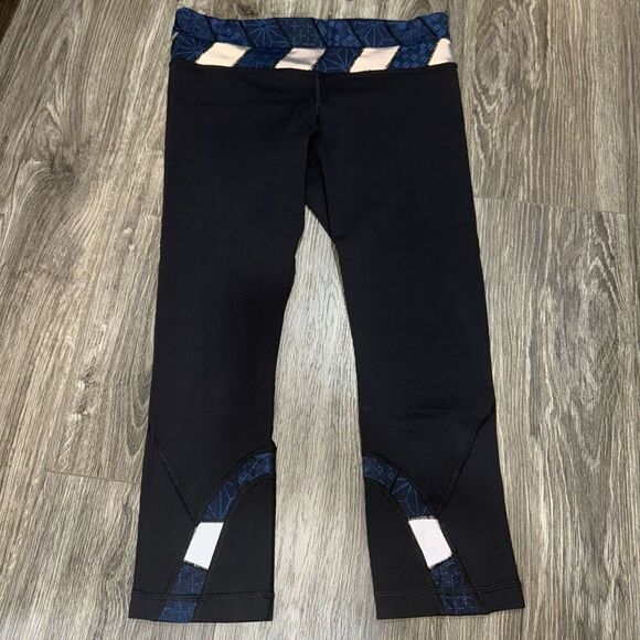 Lululemon Run Inspire Crop leggings size 6 - Picture 1 of 8